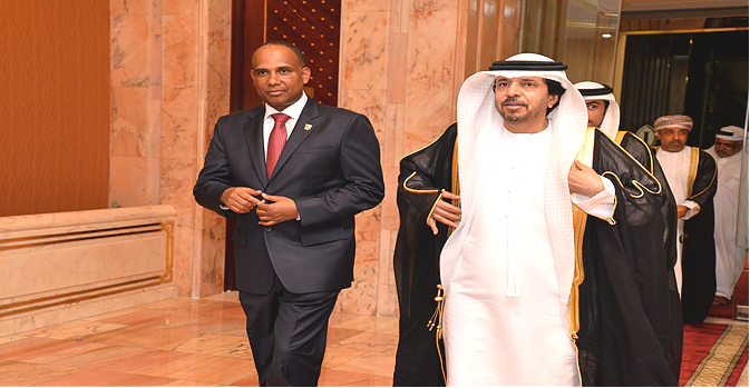 Balozi wa Tanzania katika Umoja wa Falme za Kiarabu,Mhe. Mbarouk Nassor Mbarouk (kushoto) akimpokea mgeni rasmi wa sherehe za maadhimisho ya miaka 50 ya Muungano Tanzania, Mheshimiwa Dr. Hadef Jawa’n Al Dhaheri, Waziri wa Sheria wa UAE,katika hafla iliy